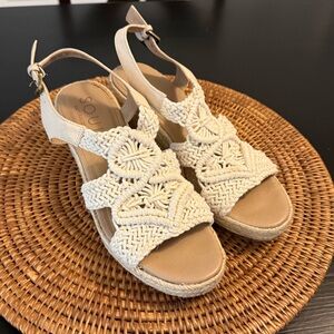 Soul by Naturalizer Cream Espadrille‎ Sandals